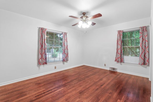 810 Linwood Drive, Denton, TX 76209