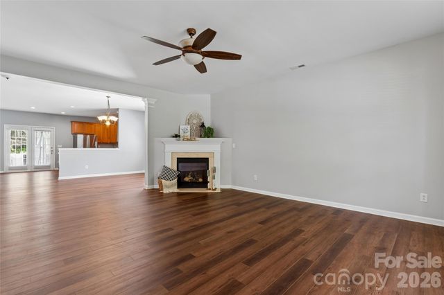 222 Flanders Drive, Mooresville, NC 28117