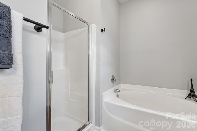 222 Flanders Drive, Mooresville, NC 28117