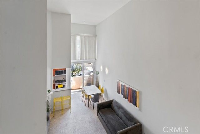 620 S Gramercy Place 412, Los Angeles, CA 90005