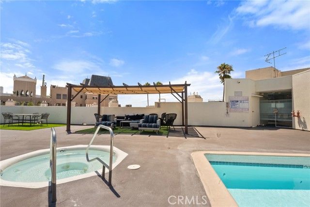 620 S Gramercy Place 412, Los Angeles, CA 90005