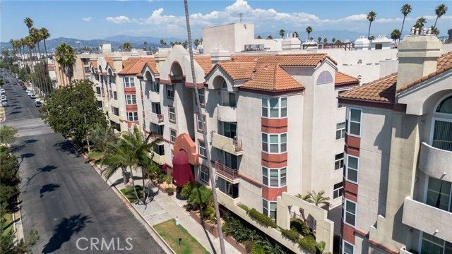 620 S Gramercy Place 412, Los Angeles, CA 90005