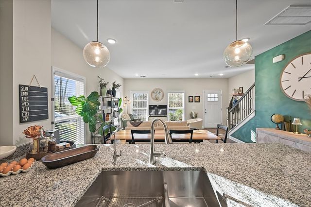 342 Lakeside Park Dr Unit A, Hendersonville, TN 37075