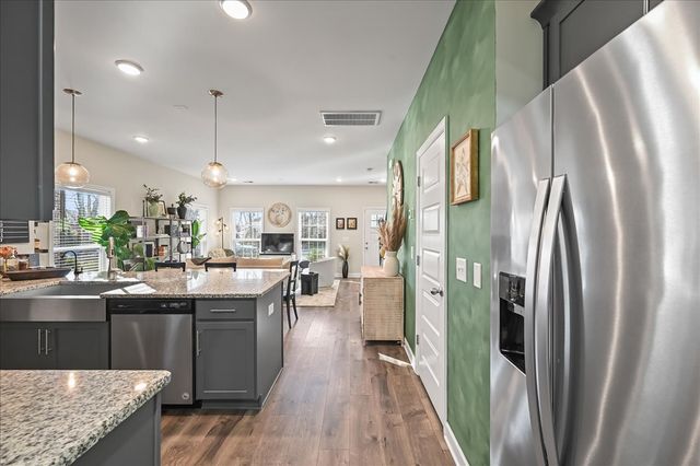 342 Lakeside Park Dr Unit A, Hendersonville, TN 37075