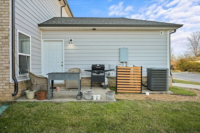 342 Lakeside Park Dr Unit A, Hendersonville, TN 37075