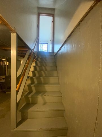 9620 S Halsted Street B, Chicago, IL 60628