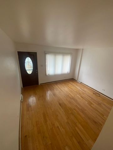 9620 S Halsted Street B, Chicago, IL 60628