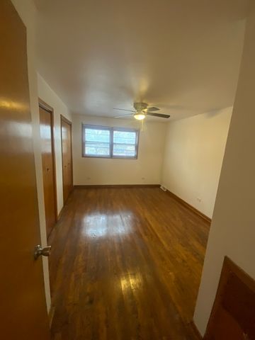 9620 S Halsted Street B, Chicago, IL 60628