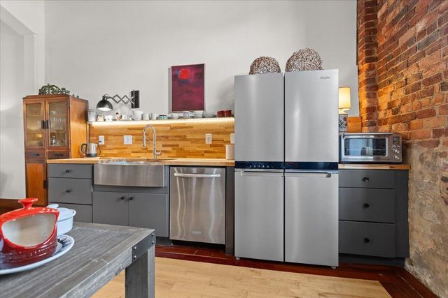 141 Norfolk AVE, Roanoke, VA 24011