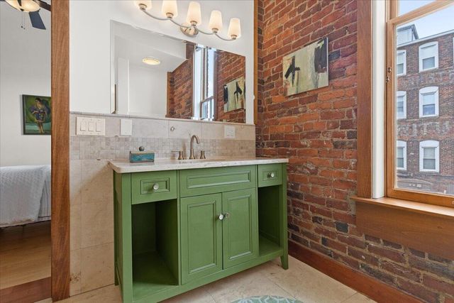 141 Norfolk AVE, Roanoke, VA 24011