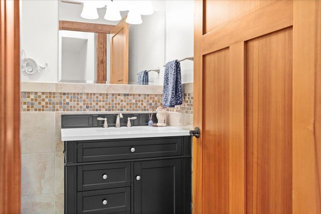 141 Norfolk AVE, Roanoke, VA 24011