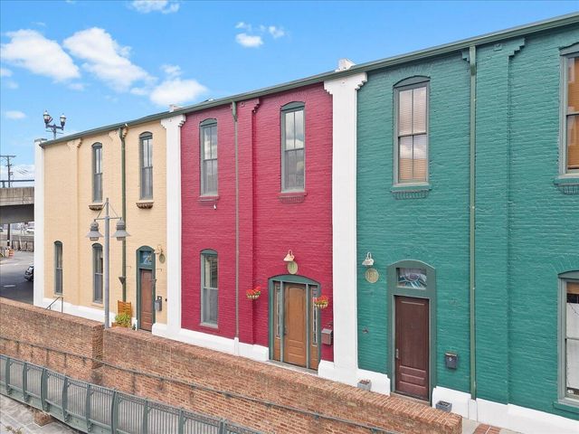 141 Norfolk AVE, Roanoke, VA 24011