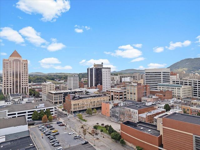 141 Norfolk AVE, Roanoke, VA 24011