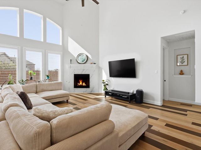 120 Spanish Bluebell Drive, Wylie, TX 75098