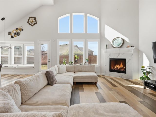 120 Spanish Bluebell Drive, Wylie, TX 75098