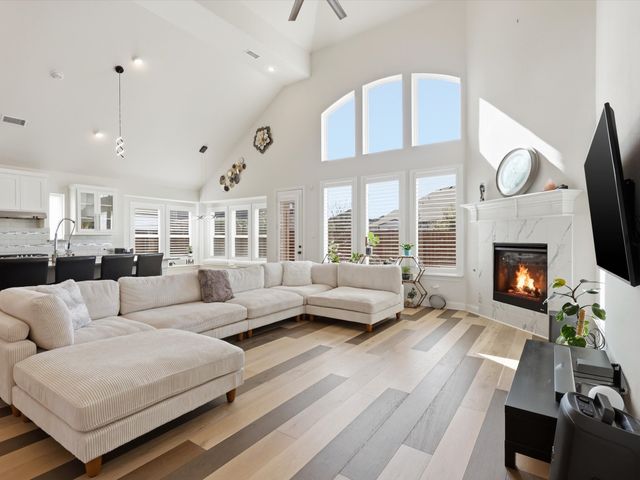 120 Spanish Bluebell Drive, Wylie, TX 75098