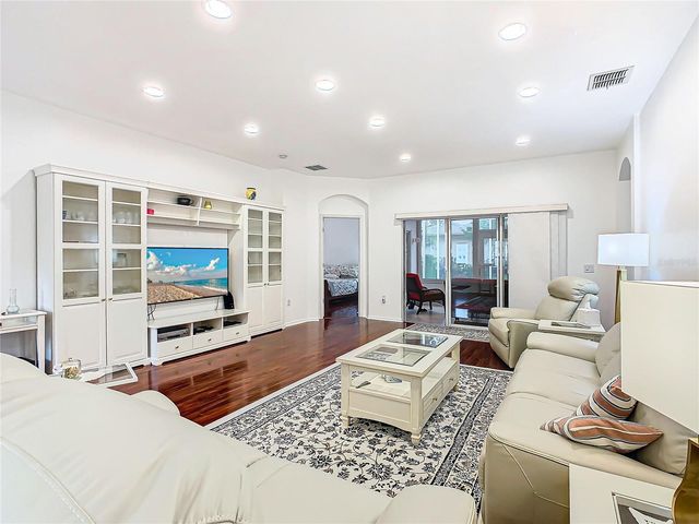 141 MARABELLA LOOP, Poinciana, FL 34759