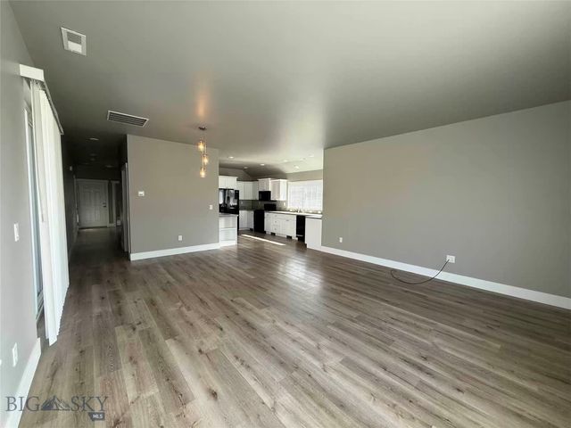 5502 Snowbrite Street, Bozeman, MT 59718