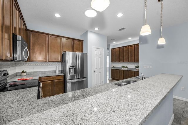 2216 PARROT FISH DRIVE, Holiday, FL 34691