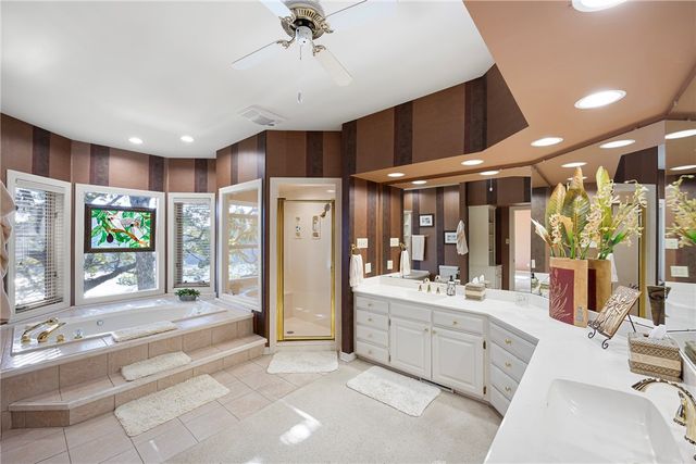 18 Rim Rock Road, Russellville, AR 72802