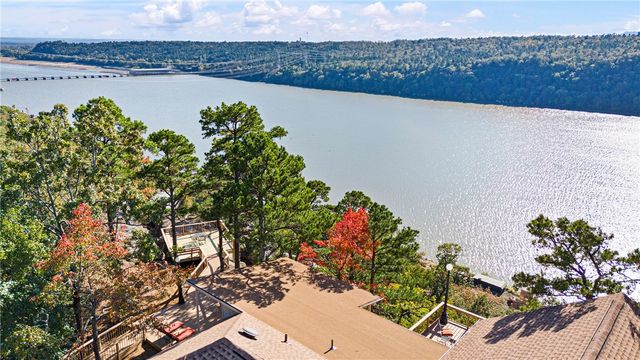 18 Rim Rock Road, Russellville, AR 72802