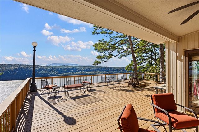 18 Rim Rock Road, Russellville, AR 72802