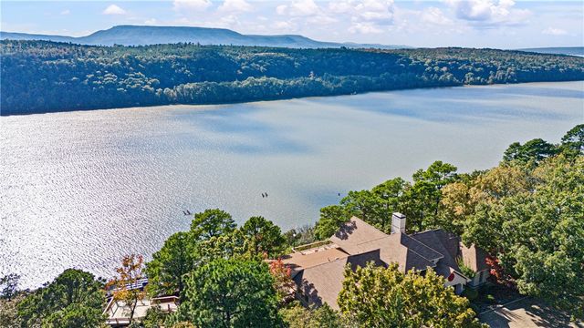 18 Rim Rock Road, Russellville, AR 72802