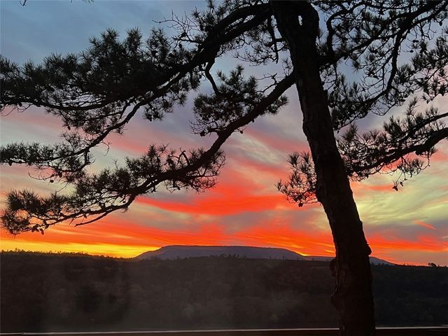 18 Rim Rock Road, Russellville, AR 72802