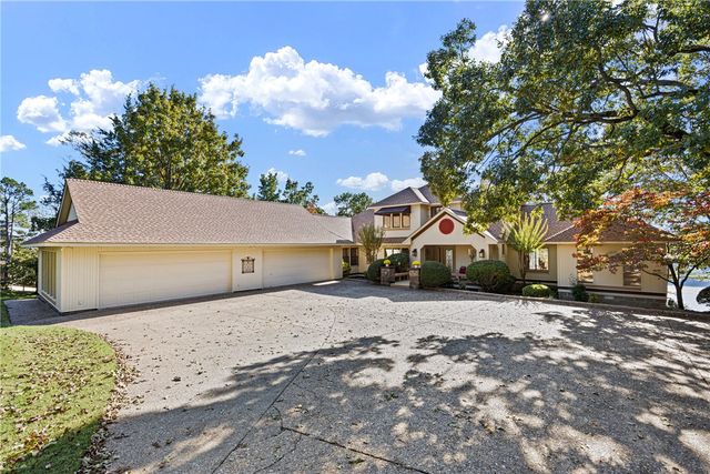 18 Rim Rock Road, Russellville, AR 72802