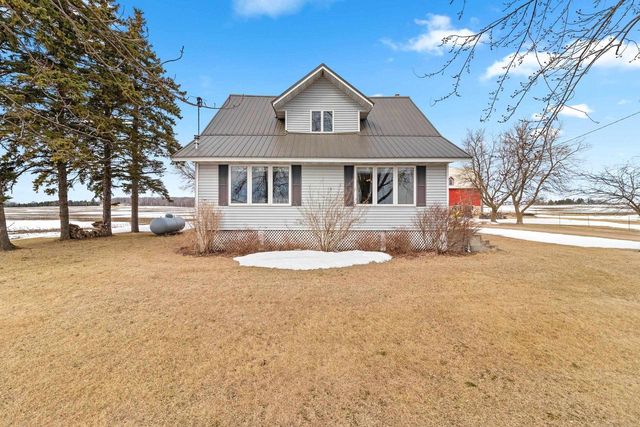 W1654 HOLY HILL ROAD, Cecil, WI 54111