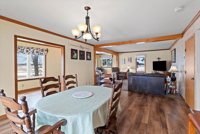 W1654 HOLY HILL ROAD, Cecil, WI 54111