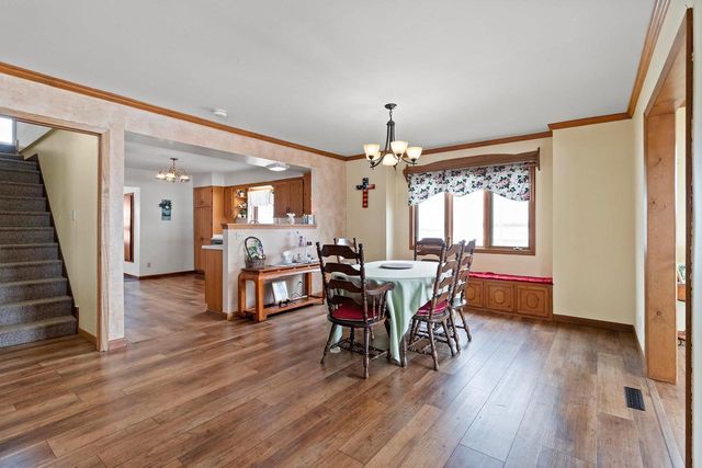 W1654 HOLY HILL ROAD, Cecil, WI 54111