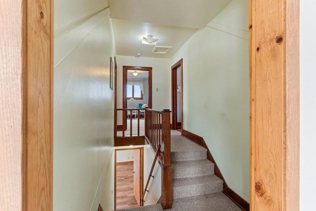 W1654 HOLY HILL ROAD, Cecil, WI 54111