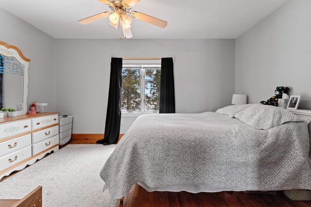 W1654 HOLY HILL ROAD, Cecil, WI 54111