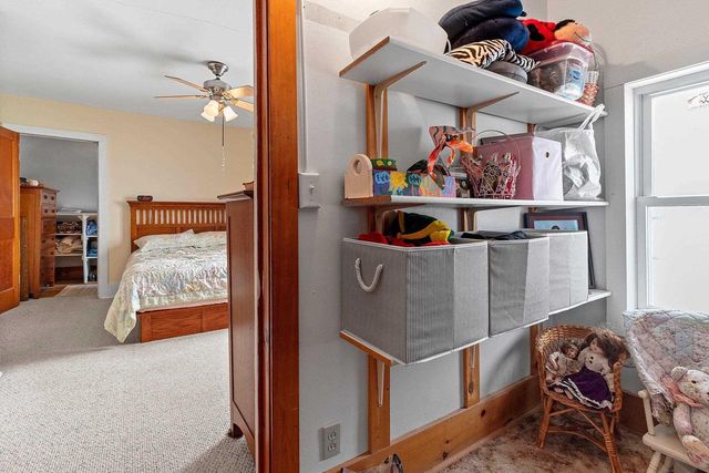 W1654 HOLY HILL ROAD, Cecil, WI 54111