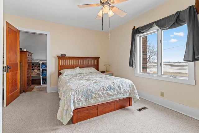 W1654 HOLY HILL ROAD, Cecil, WI 54111