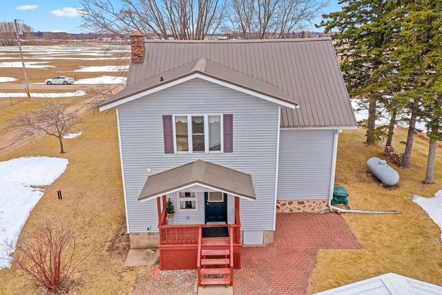 W1654 HOLY HILL ROAD, Cecil, WI 54111
