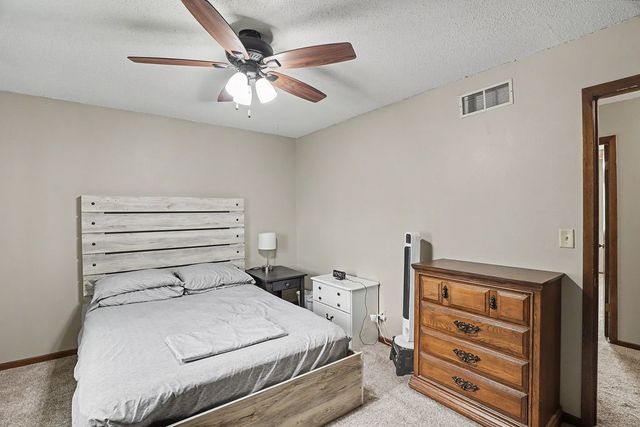 733 NW Greenwood Street 20, Ankeny, IA 50023