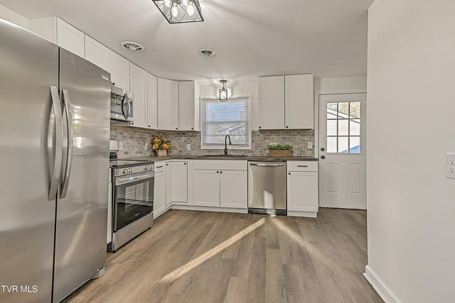 1118 Sevier Terrace Drive, Kingsport, TN 37660