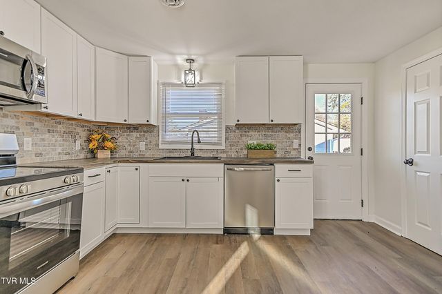 1118 Sevier Terrace Drive, Kingsport, TN 37660