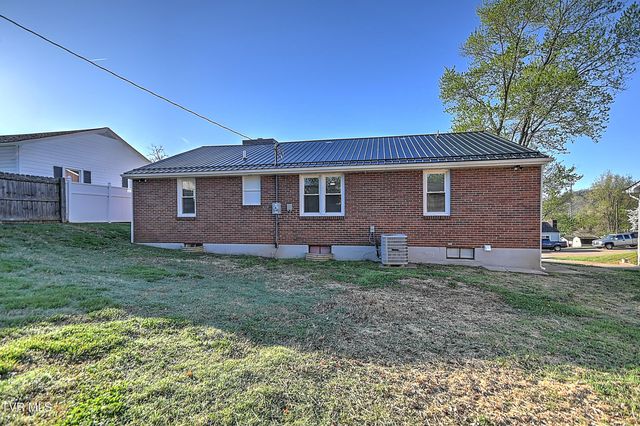 1118 Sevier Terrace Drive, Kingsport, TN 37660