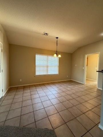 1210 SW Apache Drive, Bentonville, AR 72712