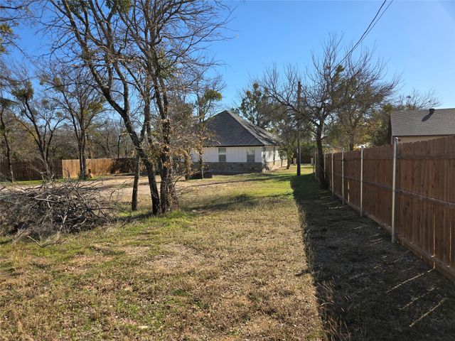 3704 Canyon Road, Granbury, TX 76049