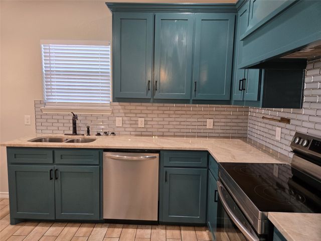 3704 Canyon Road, Granbury, TX 76049