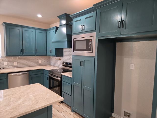 3704 Canyon Road, Granbury, TX 76049