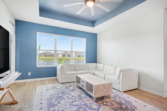 947 Corbin Circle SW, Palm Bay, FL 32908