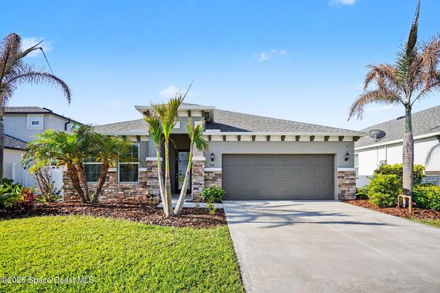 947 Corbin Circle SW, Palm Bay, FL 32908