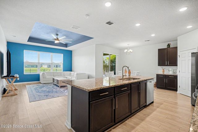 947 Corbin Circle SW, Palm Bay, FL 32908