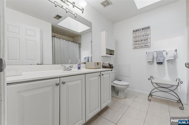 88 Avenue A, Lodi, NJ 07644