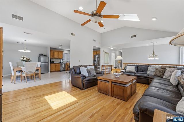 88 Avenue A, Lodi, NJ 07644